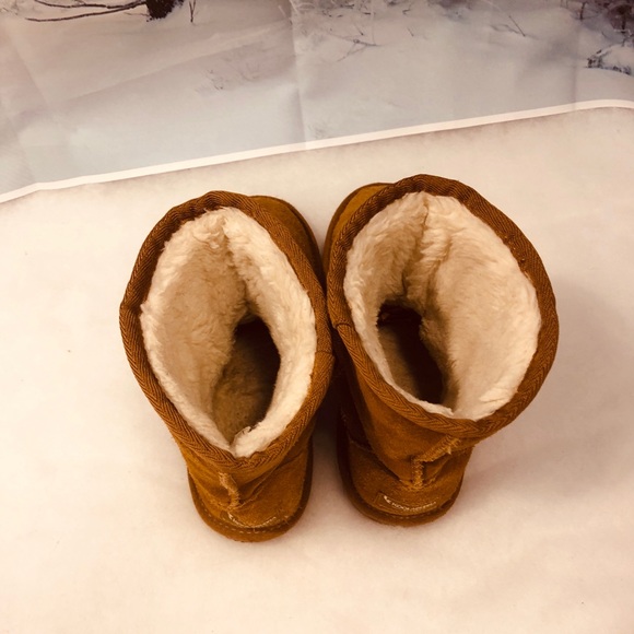 Koolaburra - Picture 5 of 8